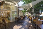 Szabadtéri étterem a teraszon