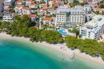 A szálloda és a strand légi felvétele