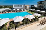 Hotel Blue Waves Resort