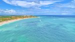 Kilátás a strandra az üdülőhelyen