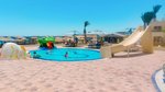 Gyermekmedence a testvérszállodában, az Empire Beach-en