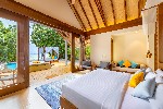 Hotel Furaveri Island Resort and Spa