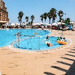 Hotel Fourviews Oasis