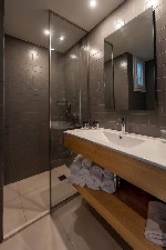 Kétágyas szoba - fürdőszoba