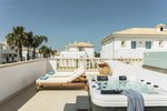 Családi bungaló kertre néző kilátással