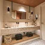 Junior lakosztály, fürdőszoba