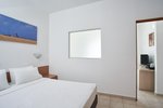 Családi szoba bungalóban, közös medencével