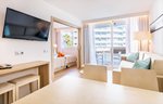 Apartman medencére néző kilátással