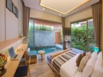 Villa saját medencével