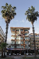 Hotel Cleopatra Blue Hawaii