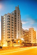 Hotel Courtyard Cadillac Miami Beach Oceanfront