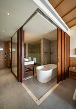 Prémium szoba kétszemélyes ággyal, fürdőszoba