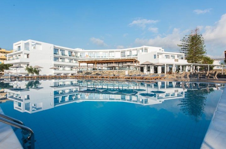 Hotel medencével