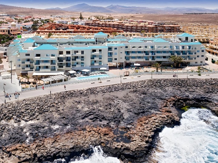 Kilátás a szállodára és környékére