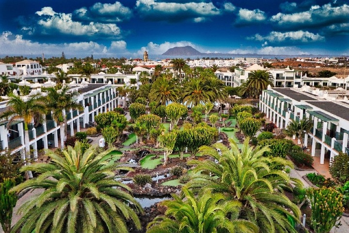 A szálloda légi felvétele