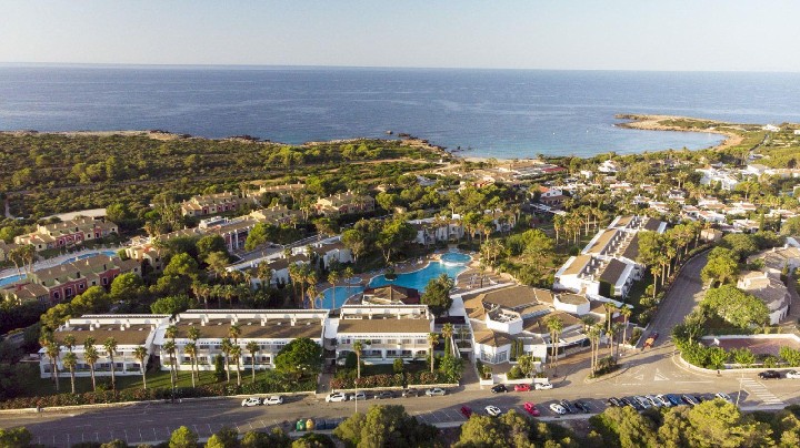 A szálloda légi képe