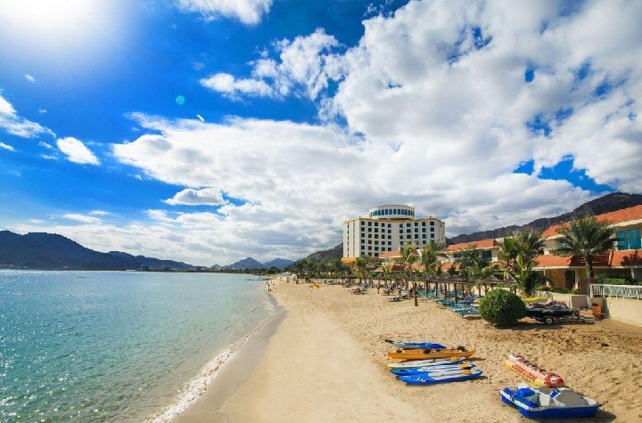 Üdülőhely stranddal