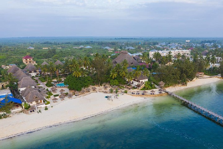 Szálloda közvetlenül a tengerparton