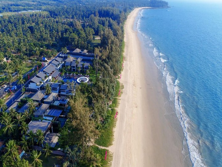 Szálloda és strand
