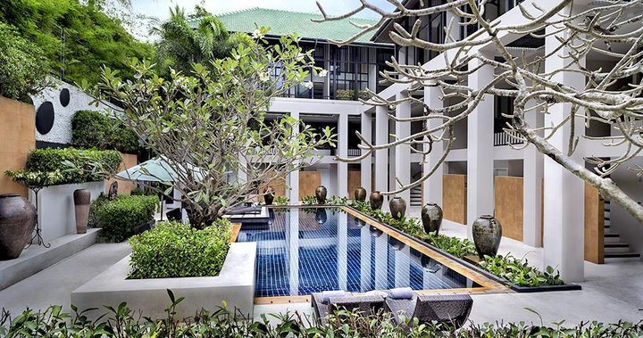 Thaiföld, Phuket és környéke, Phuket - MANATHAI SURIN PHUKET - Úszómedence