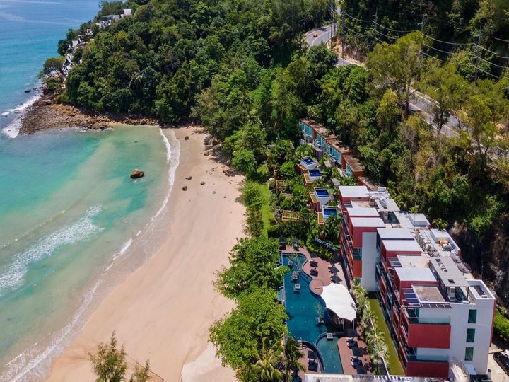 Szálloda és strand