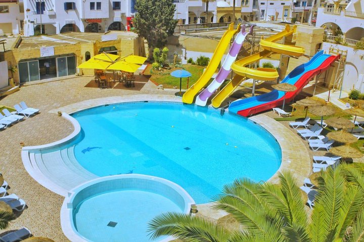 Delphin Habib – fotka 2
