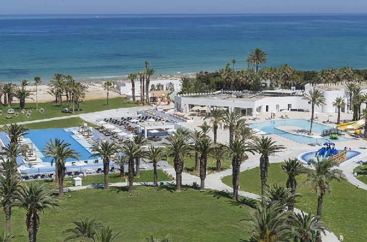 Kilátás a medencékre